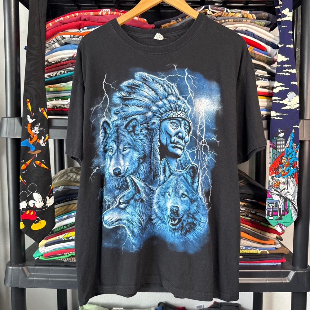 Y2K Black Native American Wolf Lightning Graphic T-Shirt XL